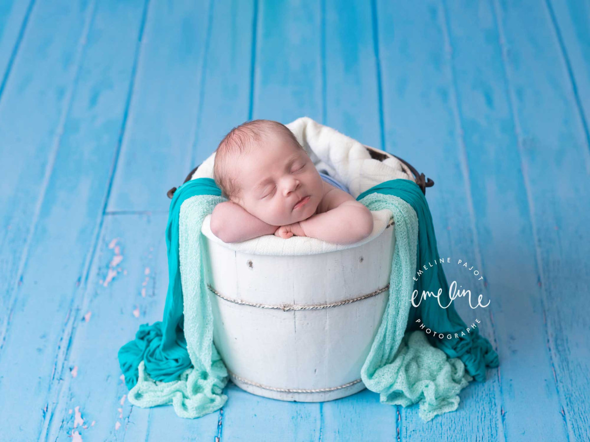Suelo fotográfico Blue Cloud – tablones de madera pintada azul turquesa | Colors&Drops