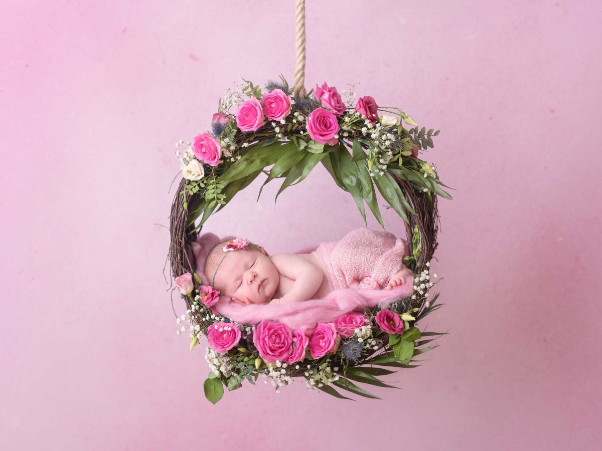 Pale pink textured photo backdrop & floor Barbapapa – pale pink painted texture | Colors&Drops