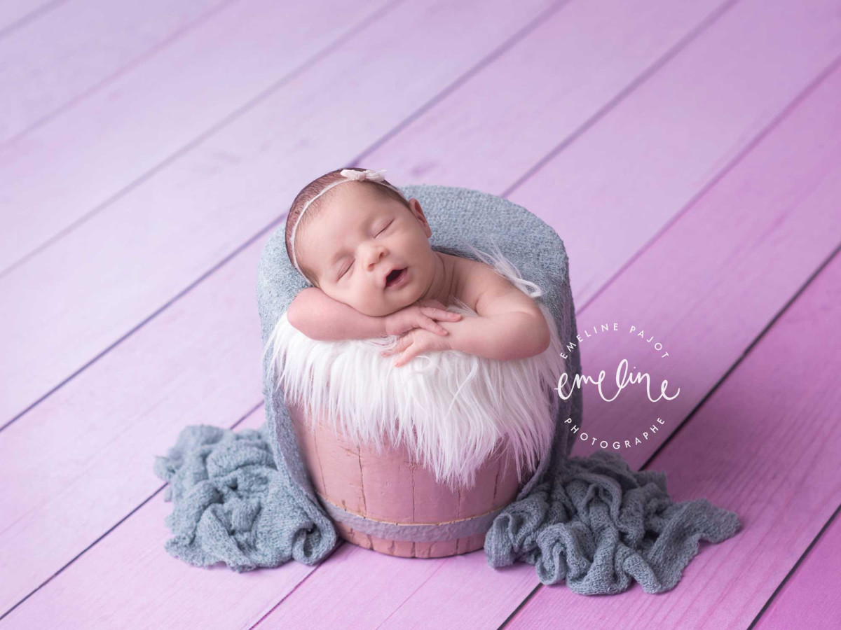 Photo floor Colored Pink – wooden planks in pink gradient | Colors&Drops