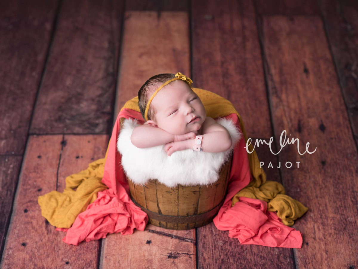 Sol photo Cheersy – planches de bois brun rougeâtre | Colors&Drops