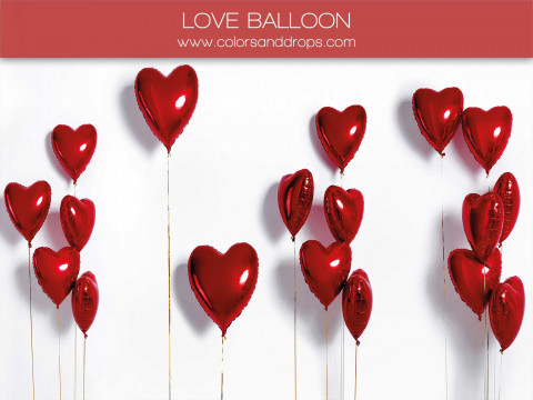 Fondo fotográfico Love Balloon – globos de corazón rojos sobre fondo blanco | Colors&Drops