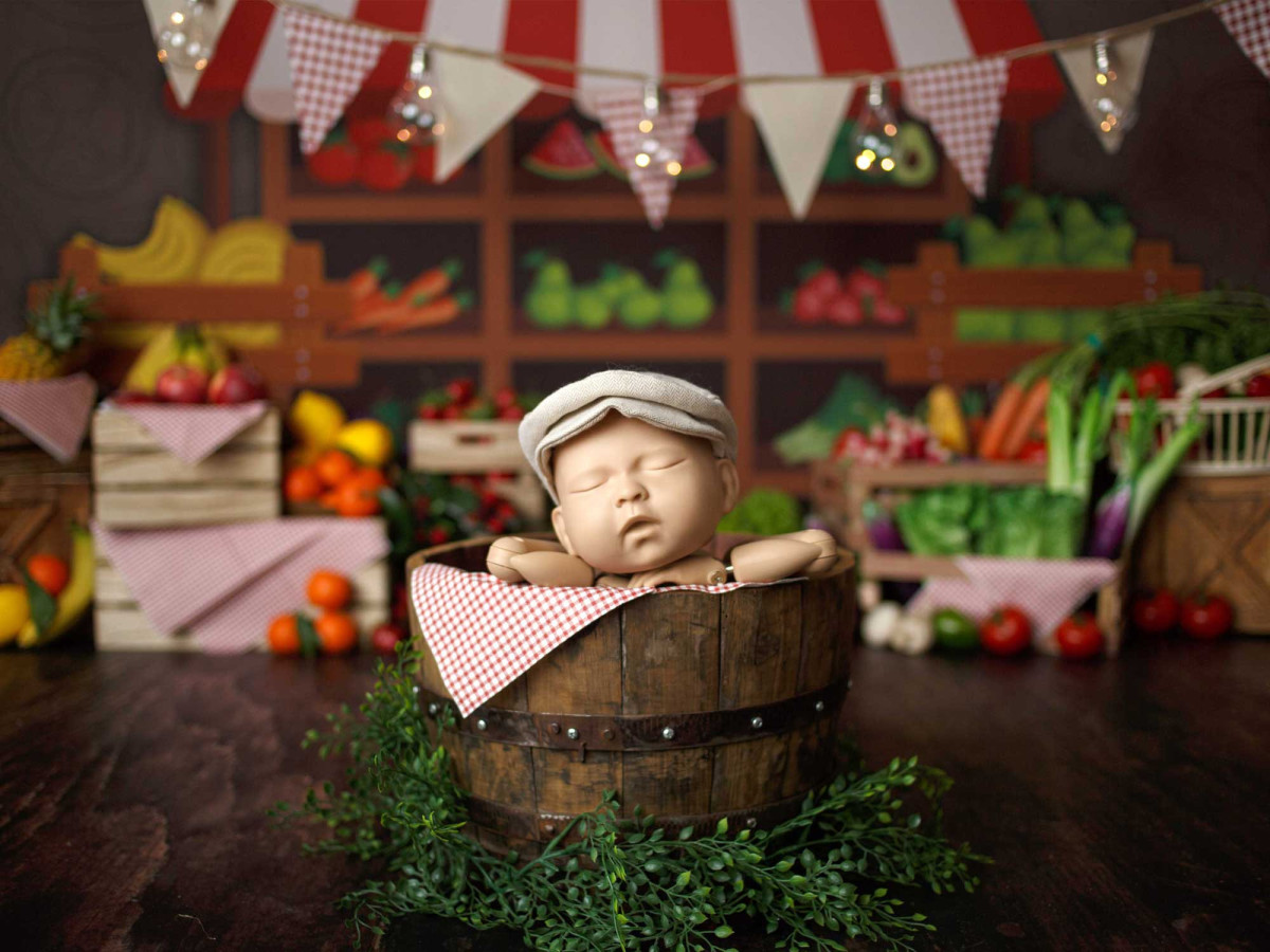 Baby & cake smash photo backdrop Marchande – fruit and vegetable market stall with bunting | Colors&Drops