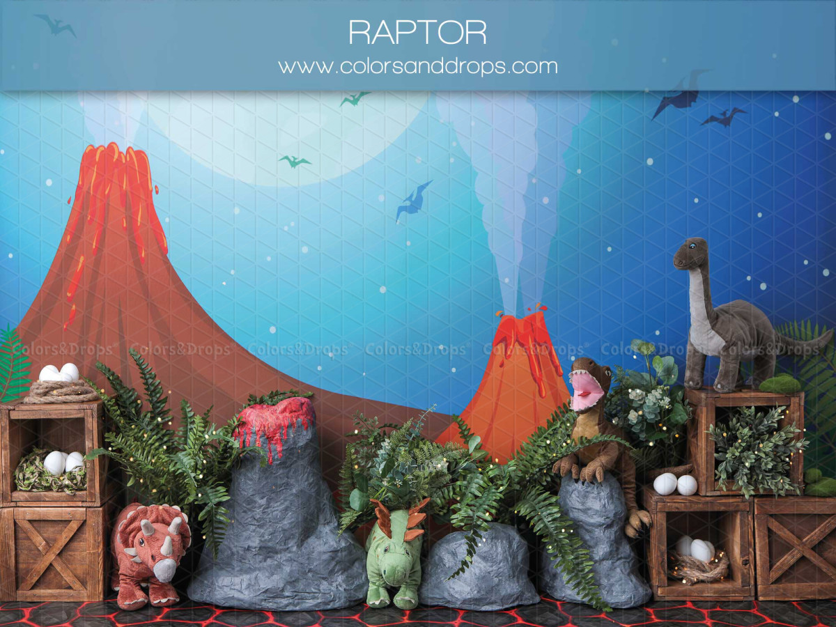 Fond photo bébé et smash cake Raptor – décor dinosaures avec volcans et plantes | Colors&Drops