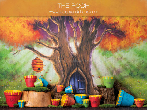 Fondo fotográfico de bebé y smash cake The Pooh – árbol hueco con tarros de miel coloridos | Colors&Drops