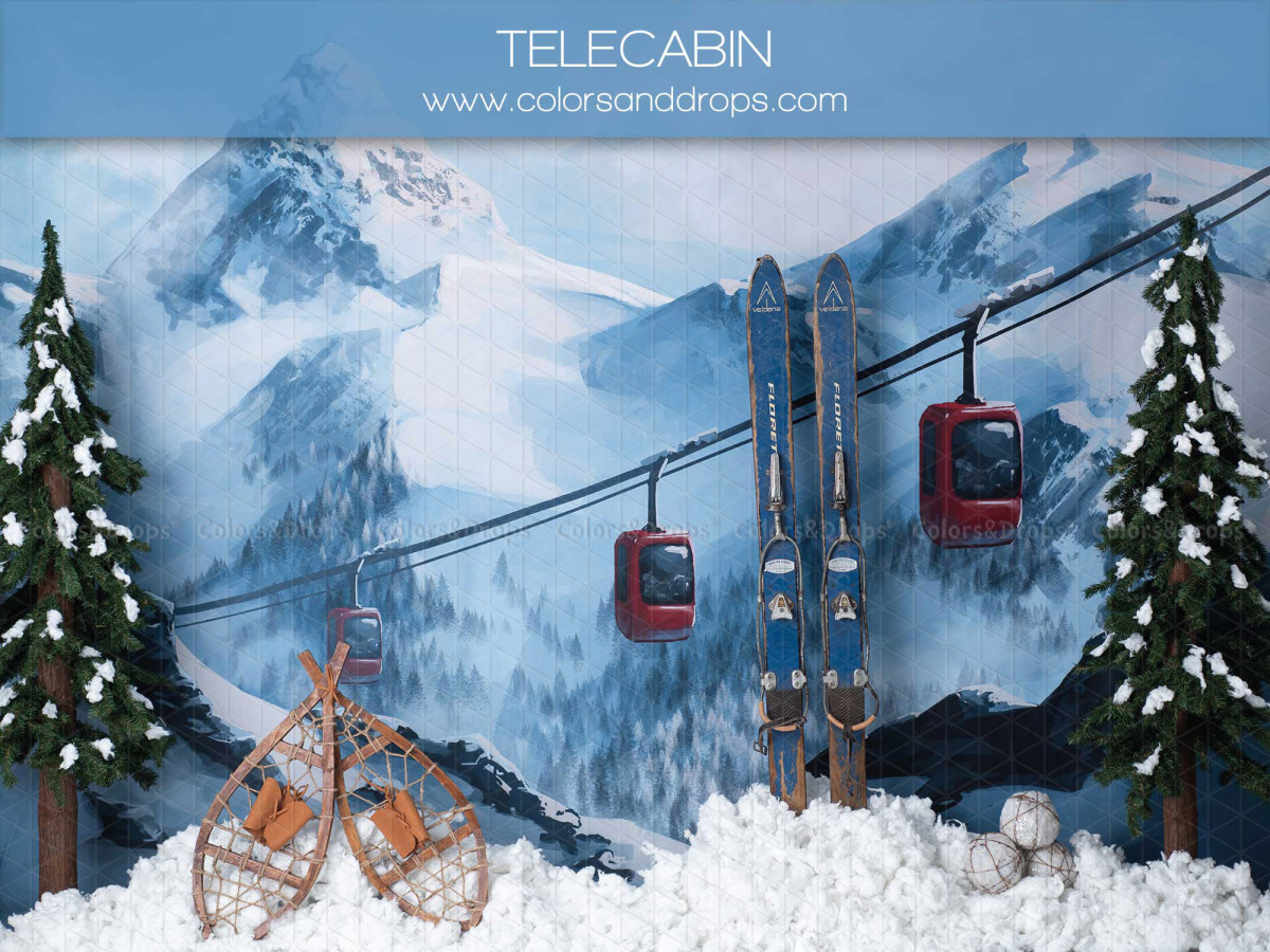 Fond photo de Noël Telecabin – montagnes enneigées avec télécabines et skis | Colors&Drops