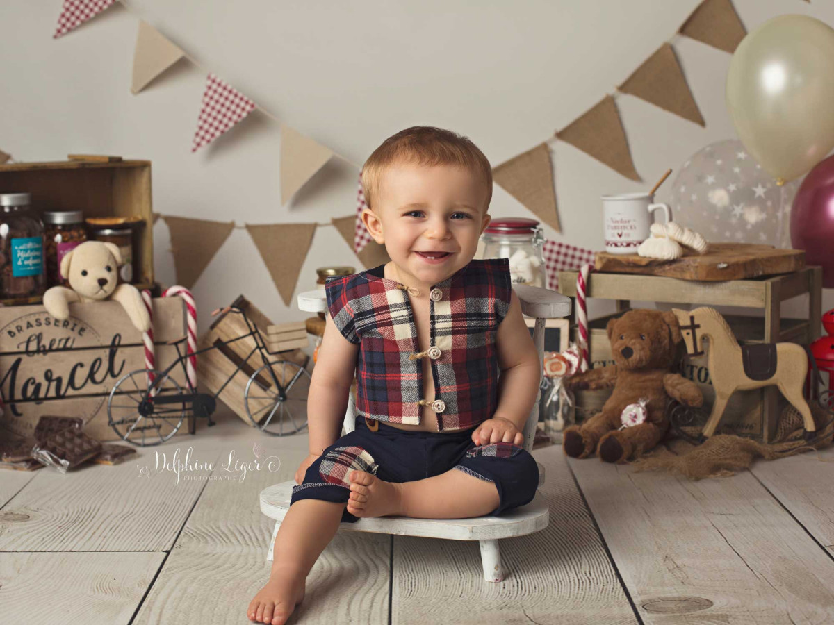 Fondo fotográfico infinito con suelo Infinity Cream – fondo infinito crema con suelo de tablones blanqueados | Colors&Drops