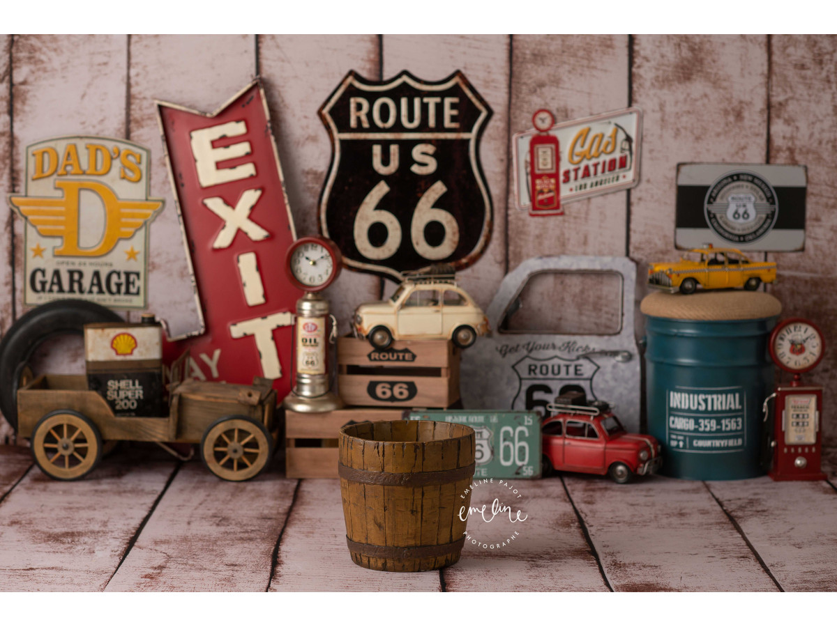 Baby & cake smash photo backdrop Route 66 – route 66 set with vintage signs and fuel can | Colors&Drops