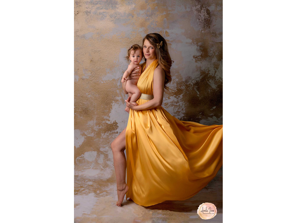 White textured photo backdrop & floor Golden – white plaster and gold leaf texture | Colors&Drops