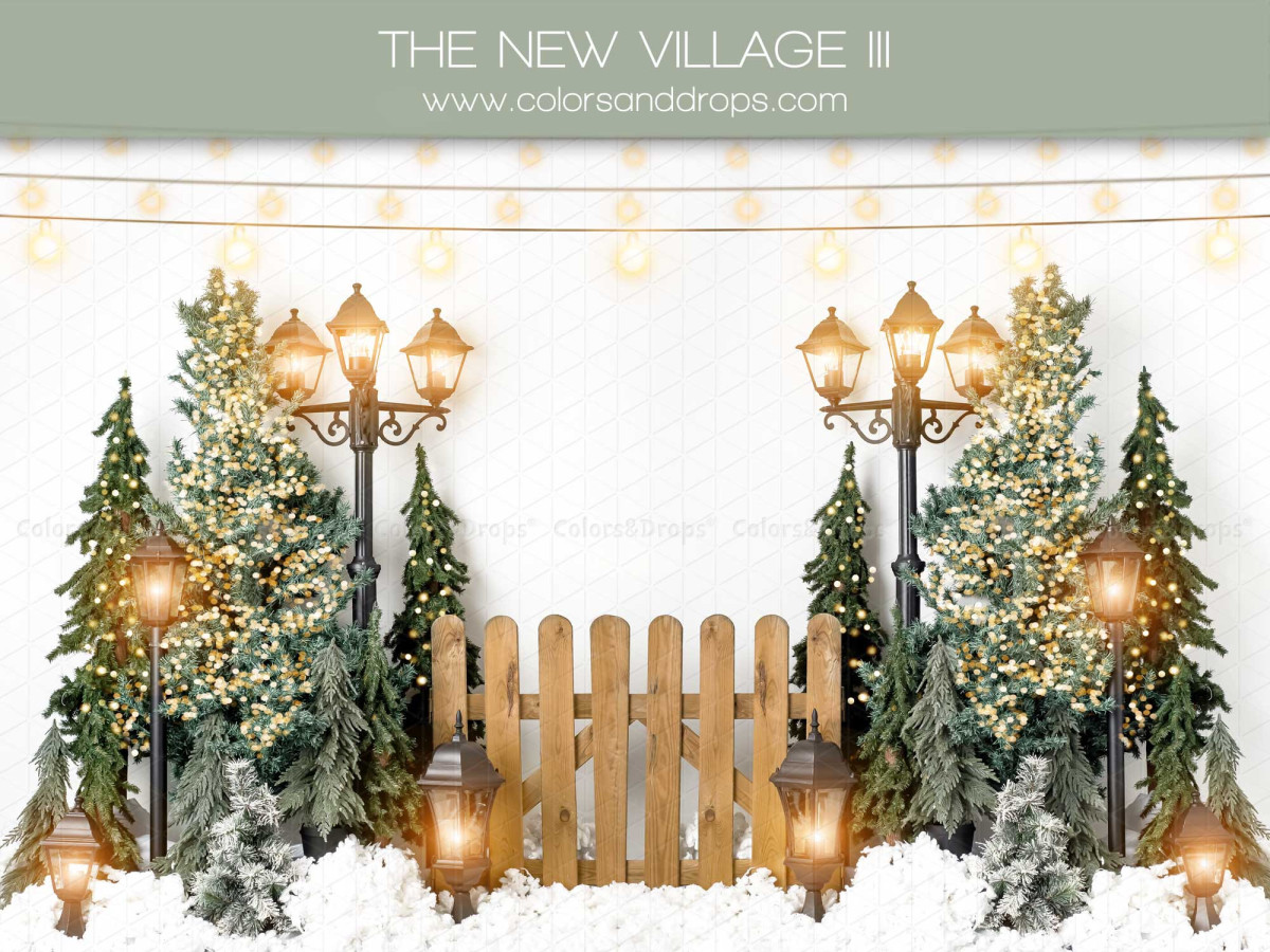 Fondo fotográfico de Navidad The New Village III – abetos, farolas y valla de madera nevada | Colors&Drops