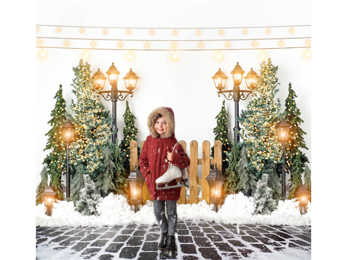 Fondo fotográfico de esquina de Navidad The Village New III – decorado en esquina de pueblo navideño con abetos | Colors&Drops