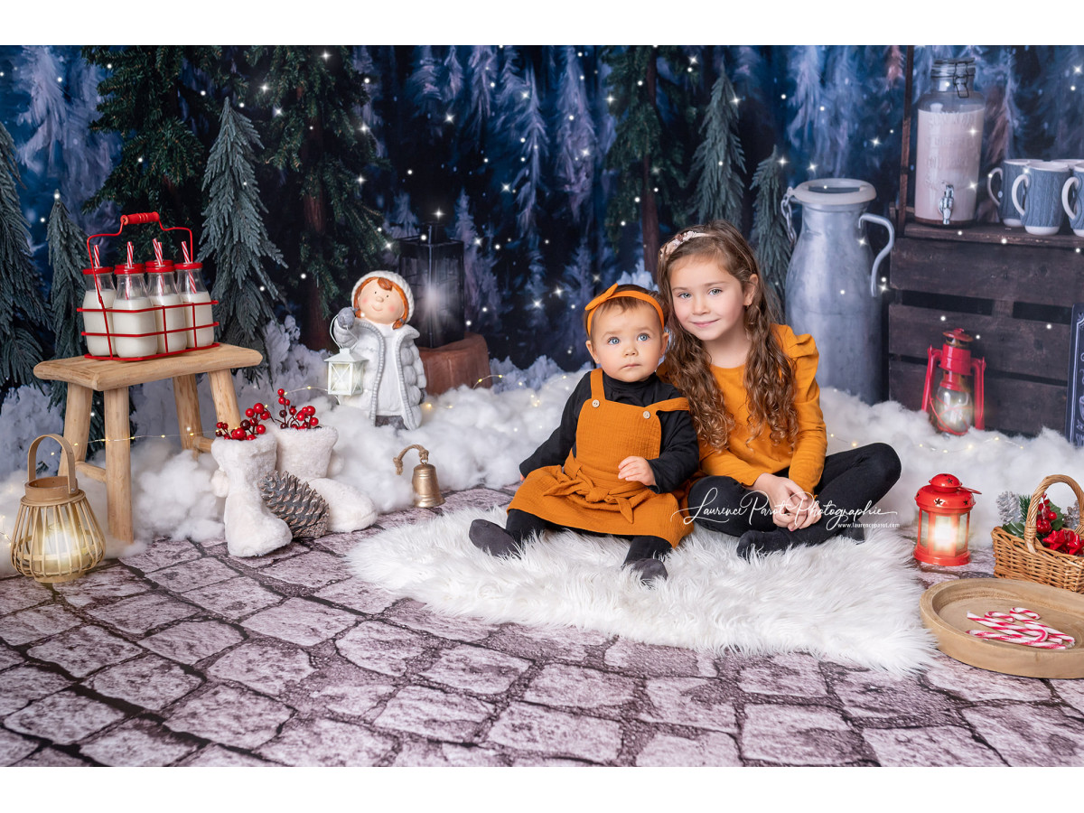 Christmas corner photo backdrop Winter Hot Cocoa – snowy hot chocolate stand corner set | Colors&Drops