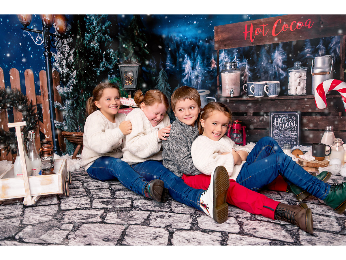 Fondo fotográfico de Navidad Hot Cocoa II – puesto de chocolate caliente con bastón de caramelo y lecheras | Colors&Drops