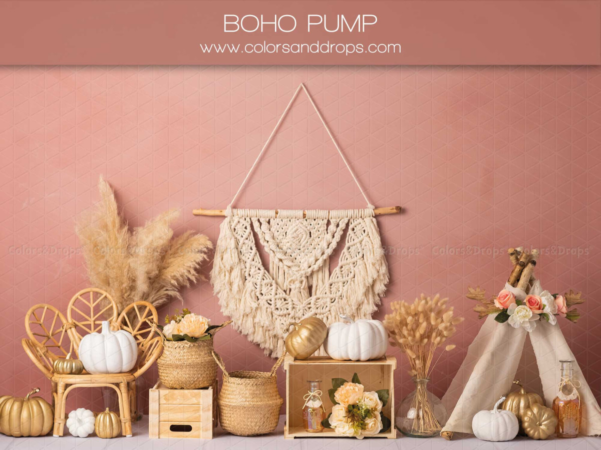 Fond photo bébé et smash cake Boho Pump – décor bohème rose avec macramé, citrouilles et tipi | Colors&Drops