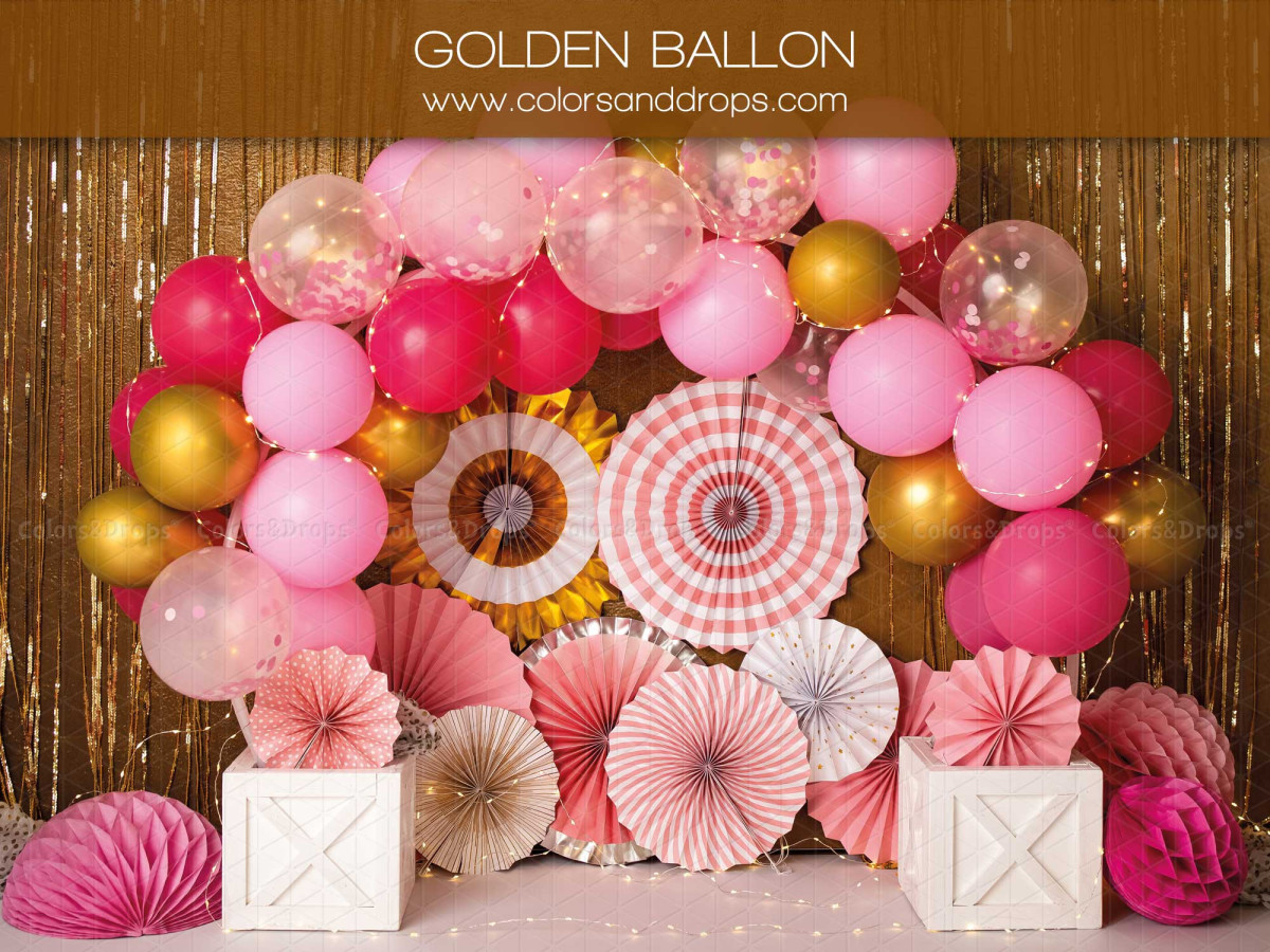 Fond photo bébé et smash cake Golden Ballon – arche de ballons roses et rosaces sur rideau doré | Colors&Drops