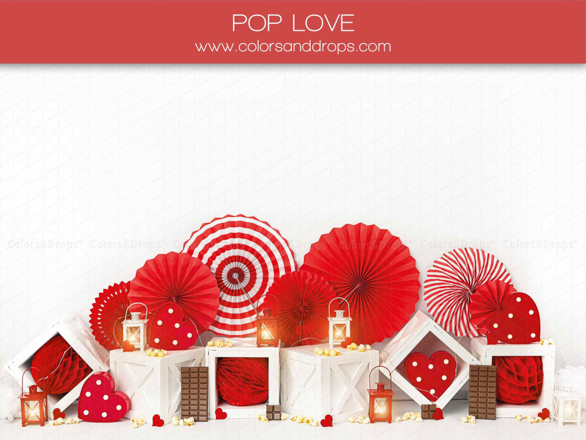 Fond photo Pop Love – rosaces rouges et cœurs sur fond blanc | Colors&Drops