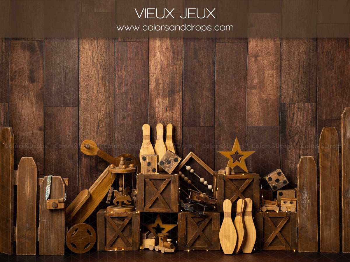 Fondo fotográfico de bebé y smash cake Vieux Jeux – pared de madera con bolos, juegos antiguos y cajas | Colors&Drops