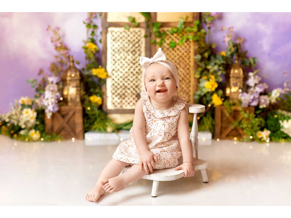 Baby & cake smash photo backdrop Paradise – purple sky with rattan screen and wildflowers | Colors&Drops