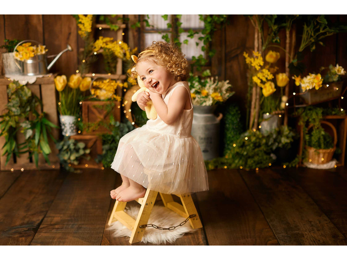 Baby & cake smash photo backdrop Vintage Garden – vintage wooden garden with window and yellow flowers | Colors&Drops
