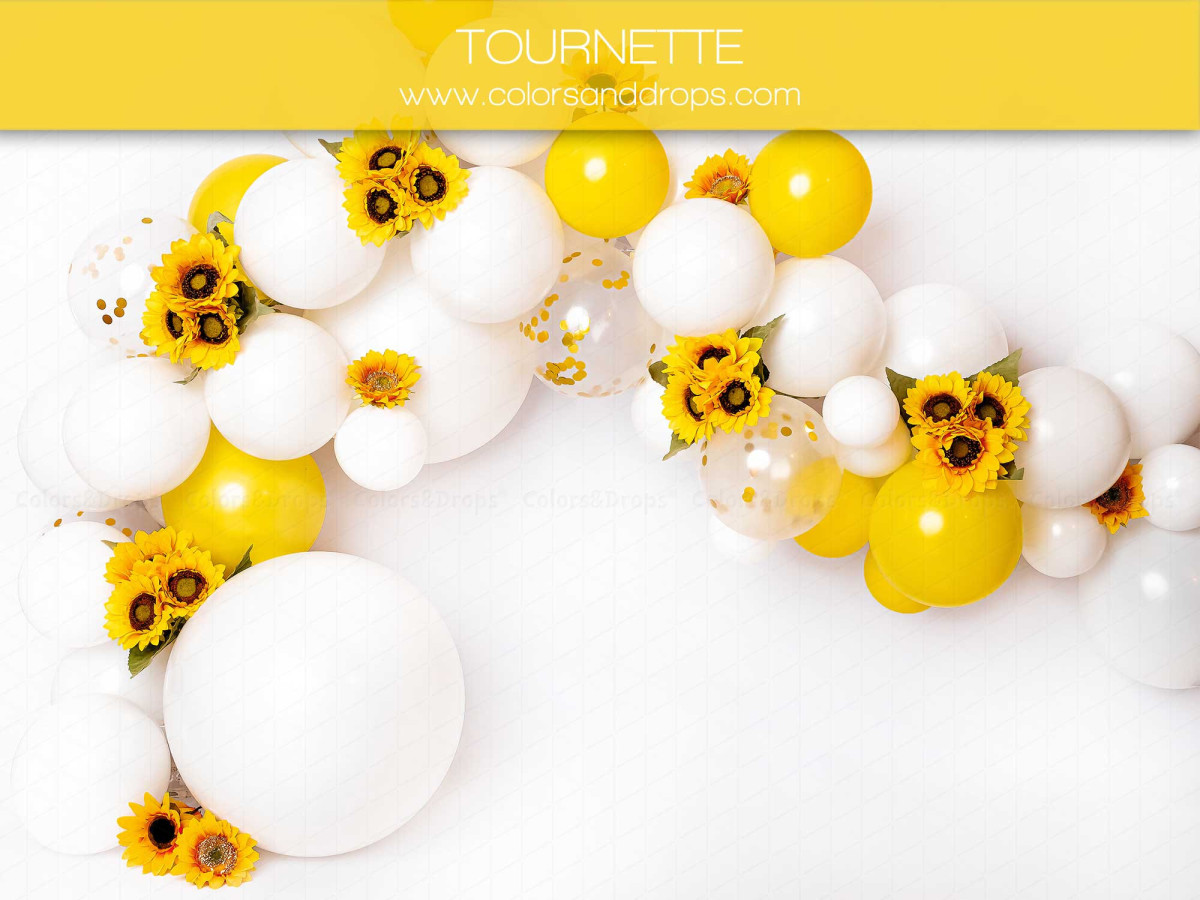 Baby & cake smash photo backdrop Tournette – white and yellow balloon garland with sunflowers | Colors&Drops