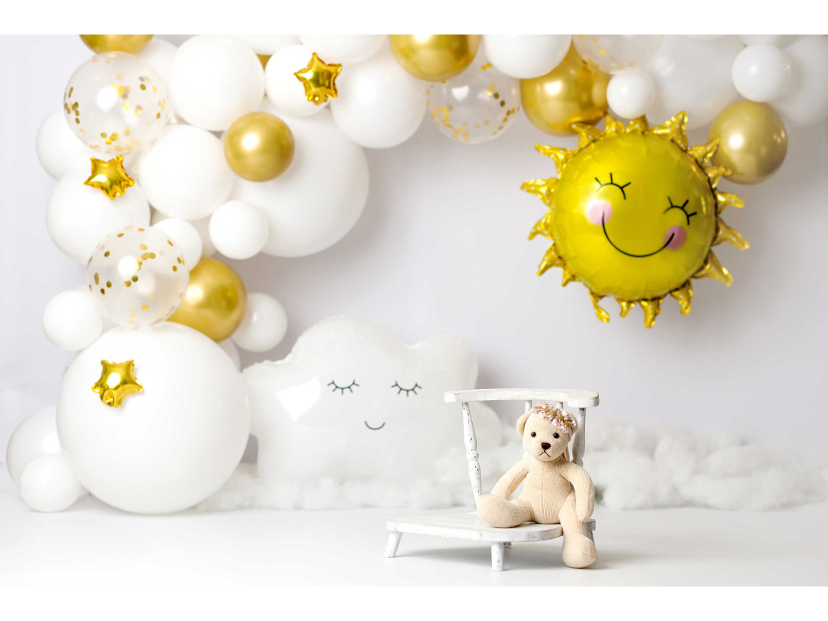 Baby & cake smash photo backdrop Sun and Cloud – white and gold balloons with smiling sun and cloud | Colors&Drops
