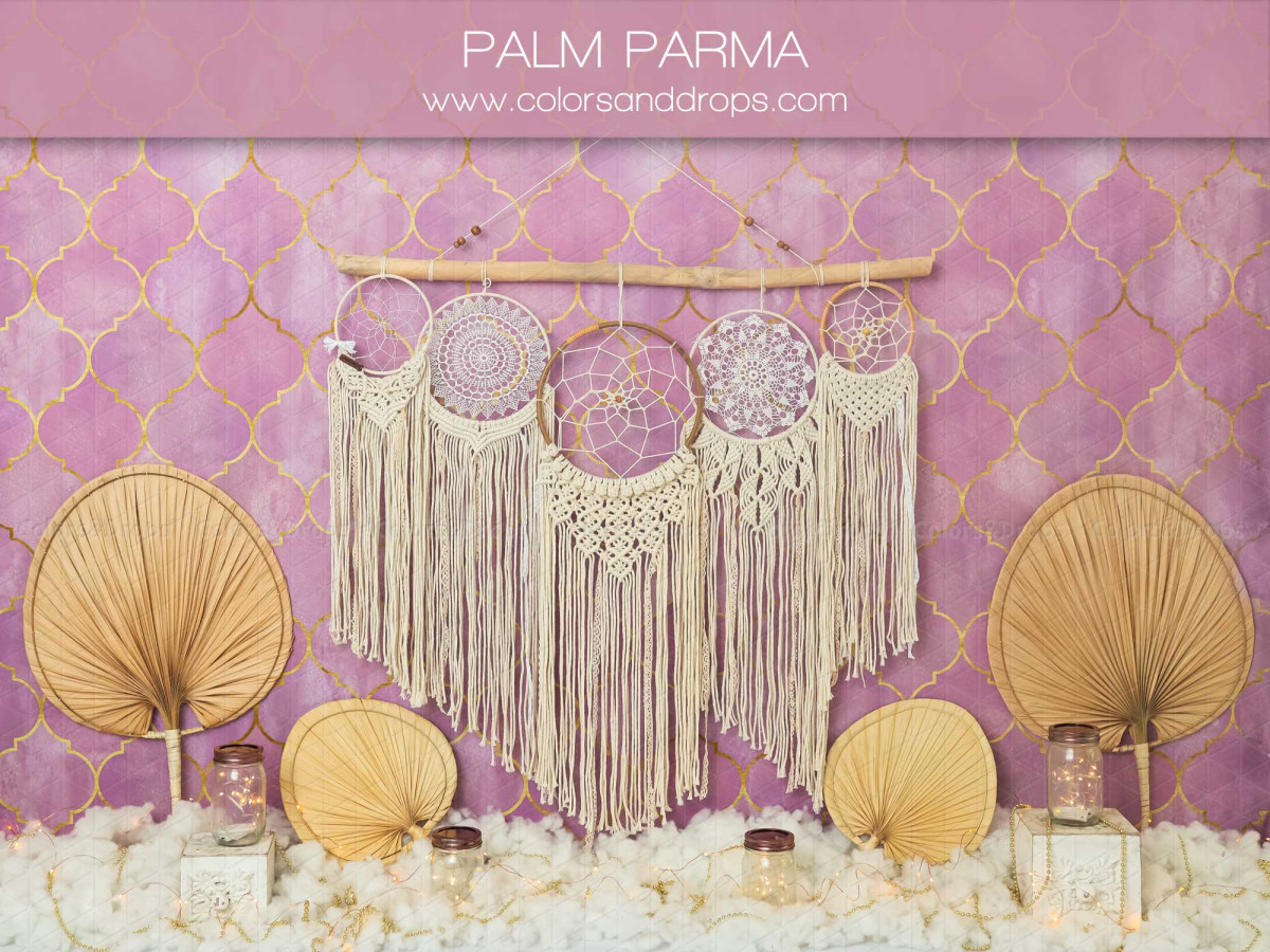 Baby & cake smash photo backdrop Palm Parma – pink Moroccan-pattern wall with macramé and fans | Colors&Drops