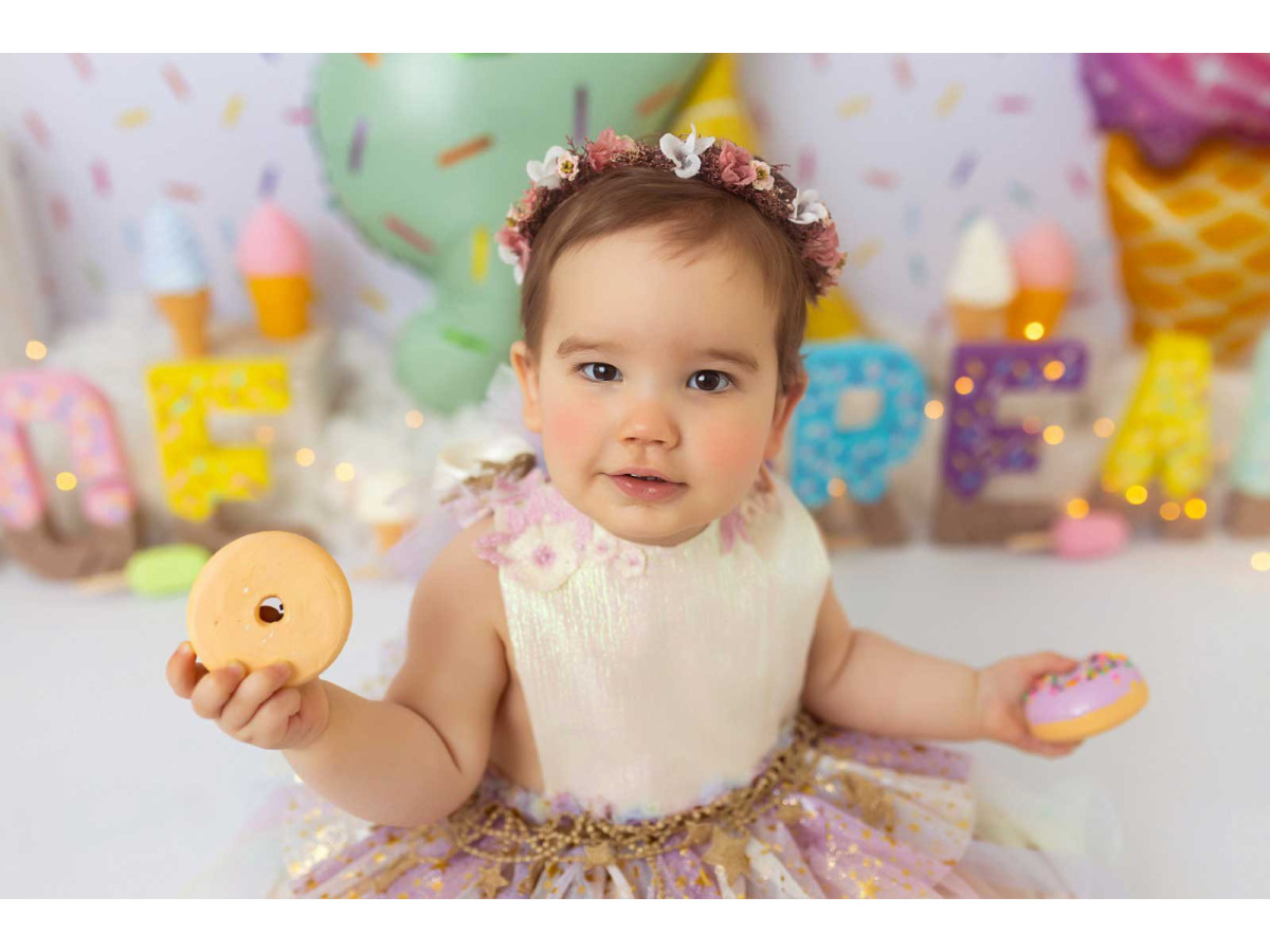 Fond photo bébé et smash cake Ice Cream Candy – mur à vermicelles avec glaces géantes et lettres | Colors&Drops