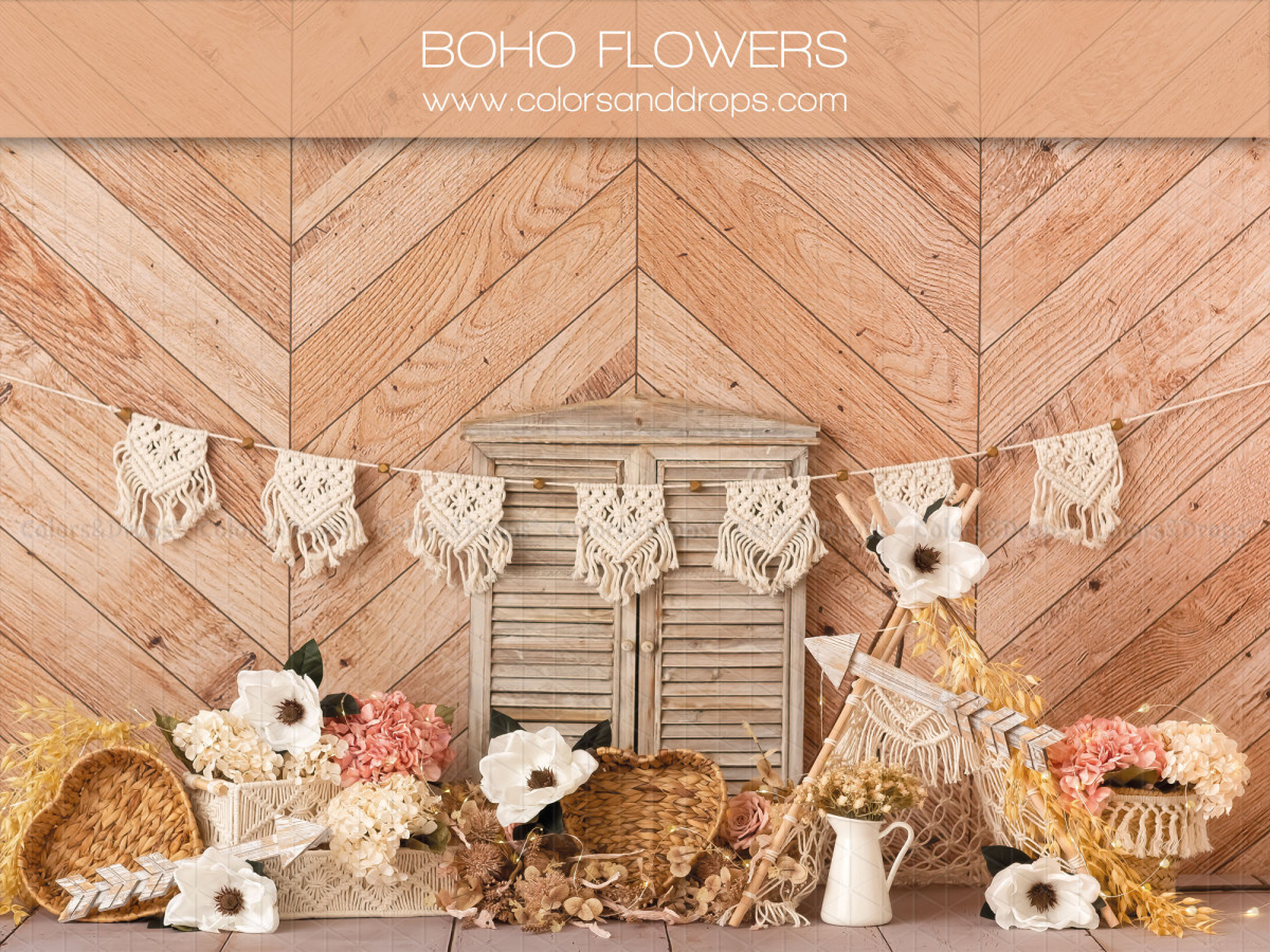 Fond photo bébé et smash cake Boho Flowers – mur en bois chevron avec macramés, volet et fleurs | Colors&Drops