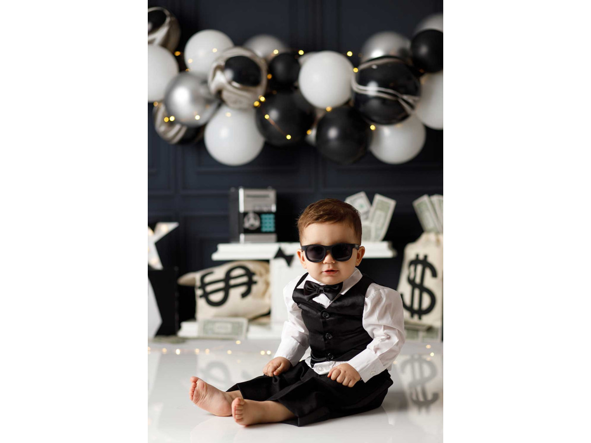 Fond photo bébé et smash cake Bond – ballons noirs et argent avec sacs de dollars | Colors&Drops