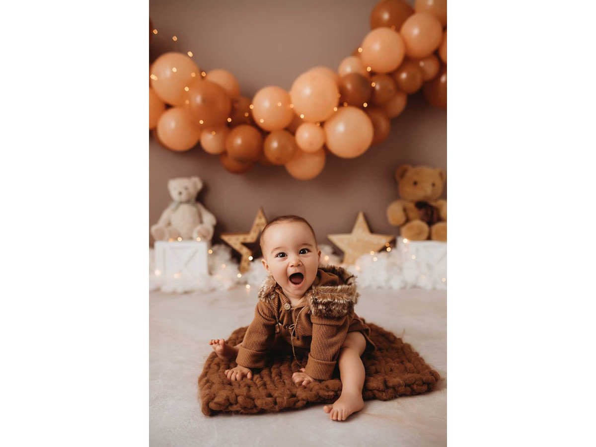 Fond photo bébé et smash cake Super Nounours – guirlande de ballons pêche avec ours en peluche et étoiles | Colors&Drops