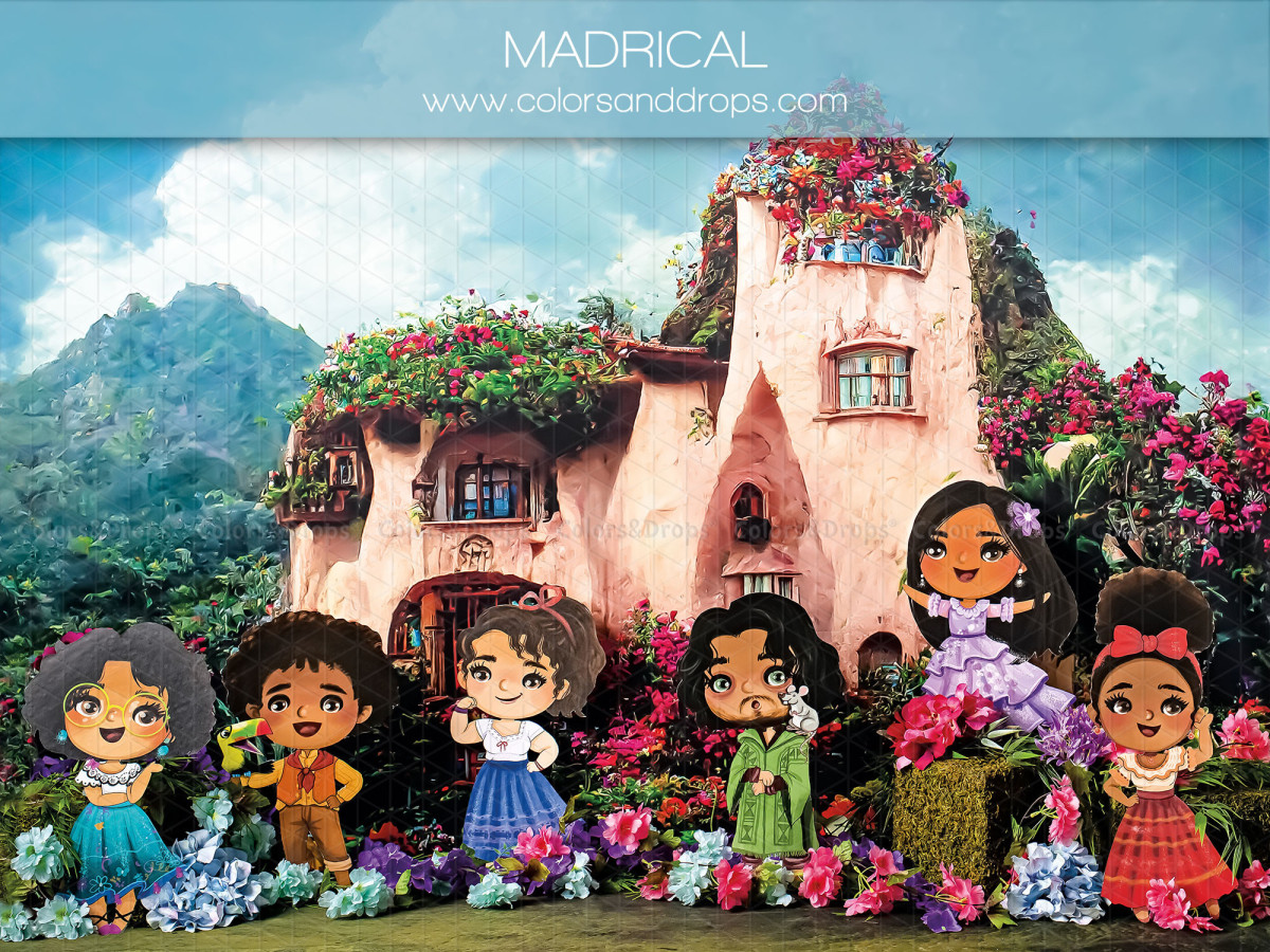 Fond photo bébé et smash cake Madrical – maison colorée fleurie en montagne avec personnages | Colors&Drops