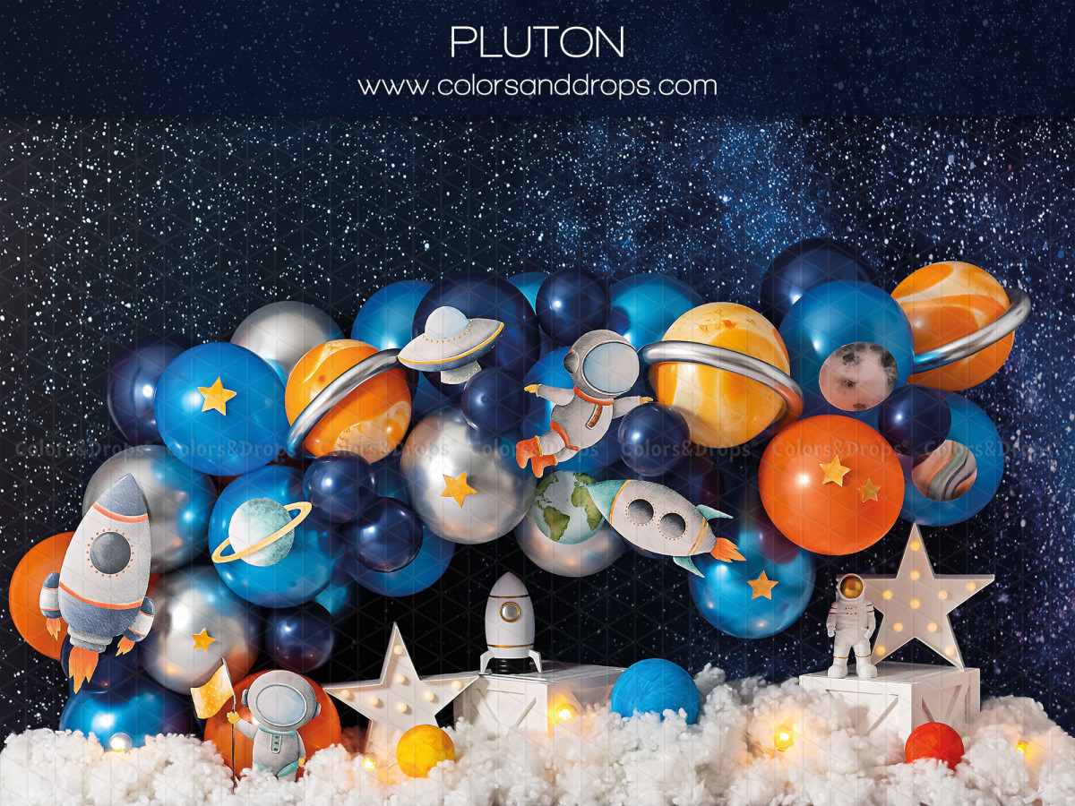 Fond photo bébé et smash cake Pluton – guirlande de ballons planètes avec fusées et nuages | Colors&Drops