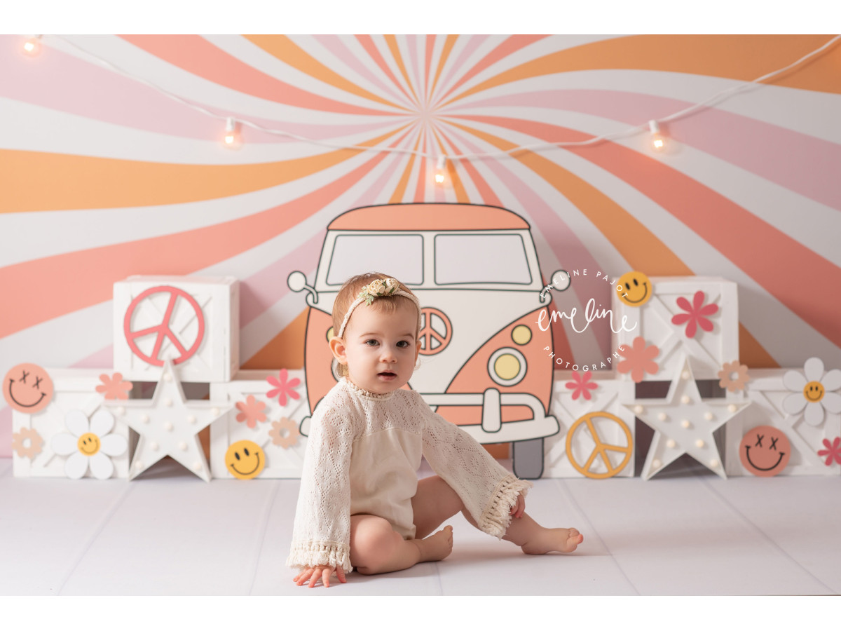 Baby & cake smash photo backdrop Austin Vw – pink retro van on orange and pink sunburst | Colors&Drops