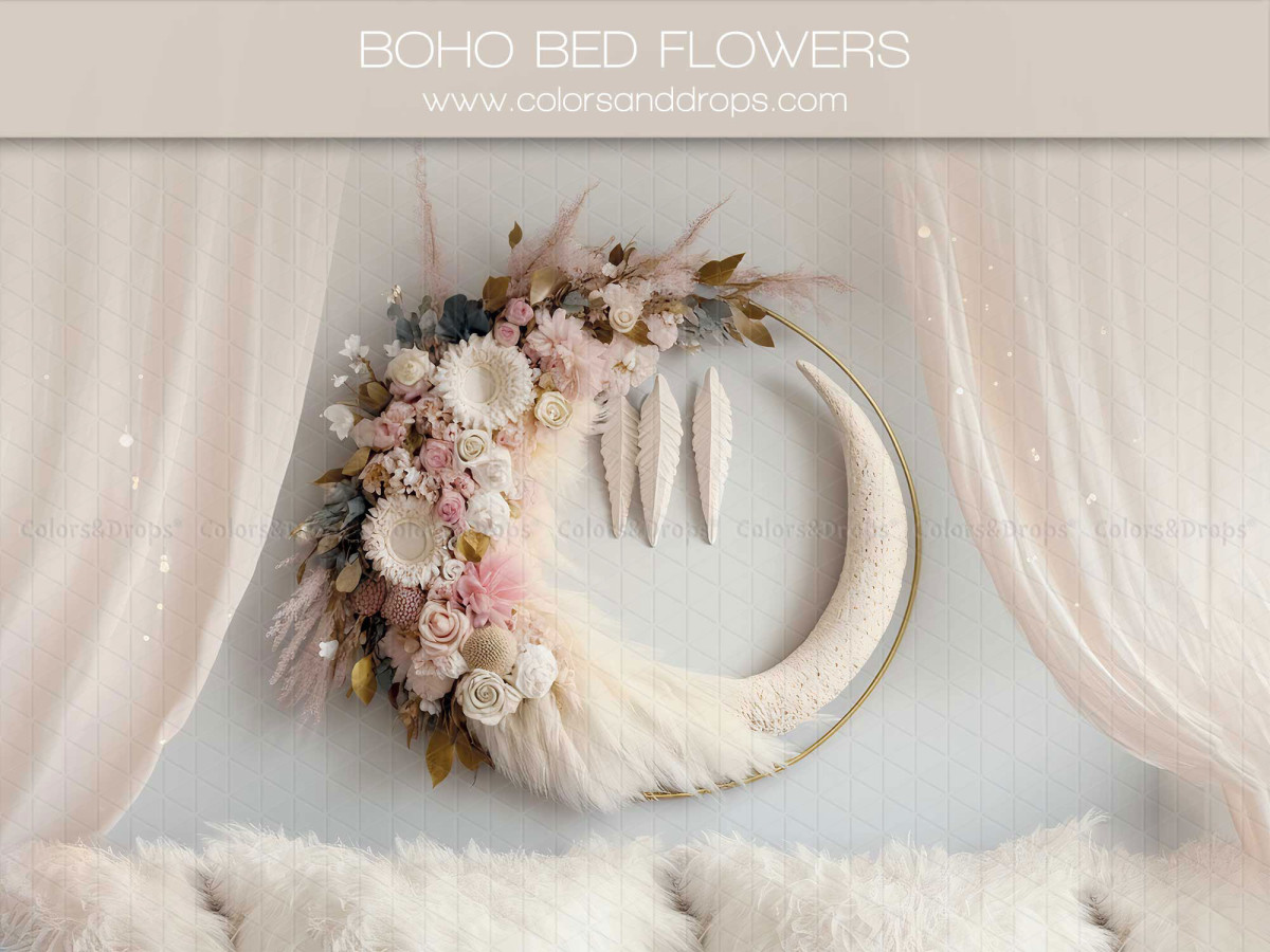 Fond photo fête des mères et des pères Boho Bed Flowers – lune bohème fleurie au-dessus d'un lit blanc | Colors&Drops