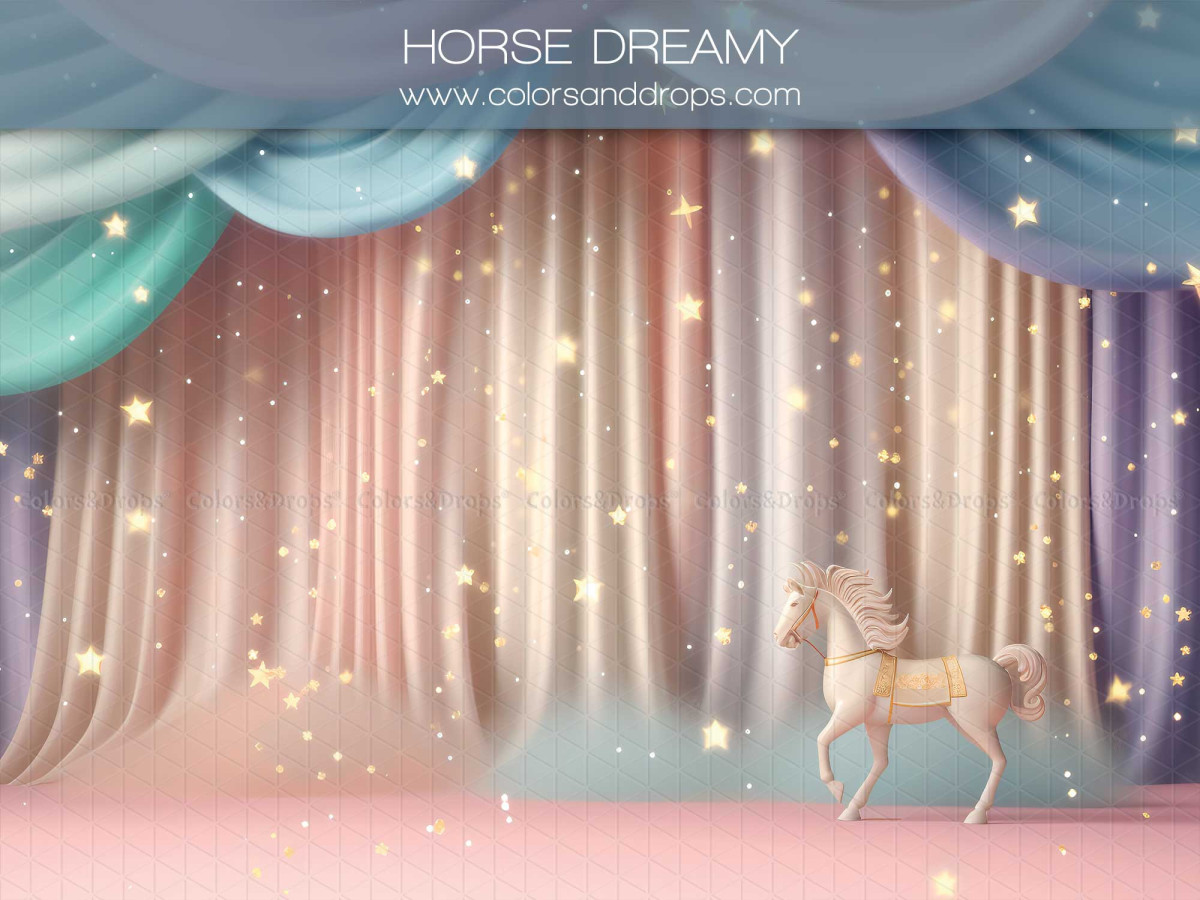Fond photo bébé et smash cake Horse Dreamy – rideaux de scène pastel avec cheval de manège | Colors&Drops