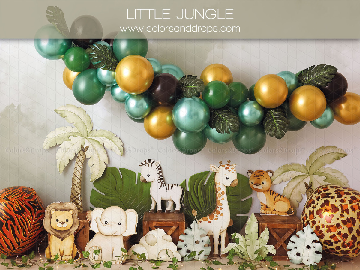 Baby & cake smash photo backdrop Little Jungle – jungle set with plush animals and green balloons | Colors&Drops