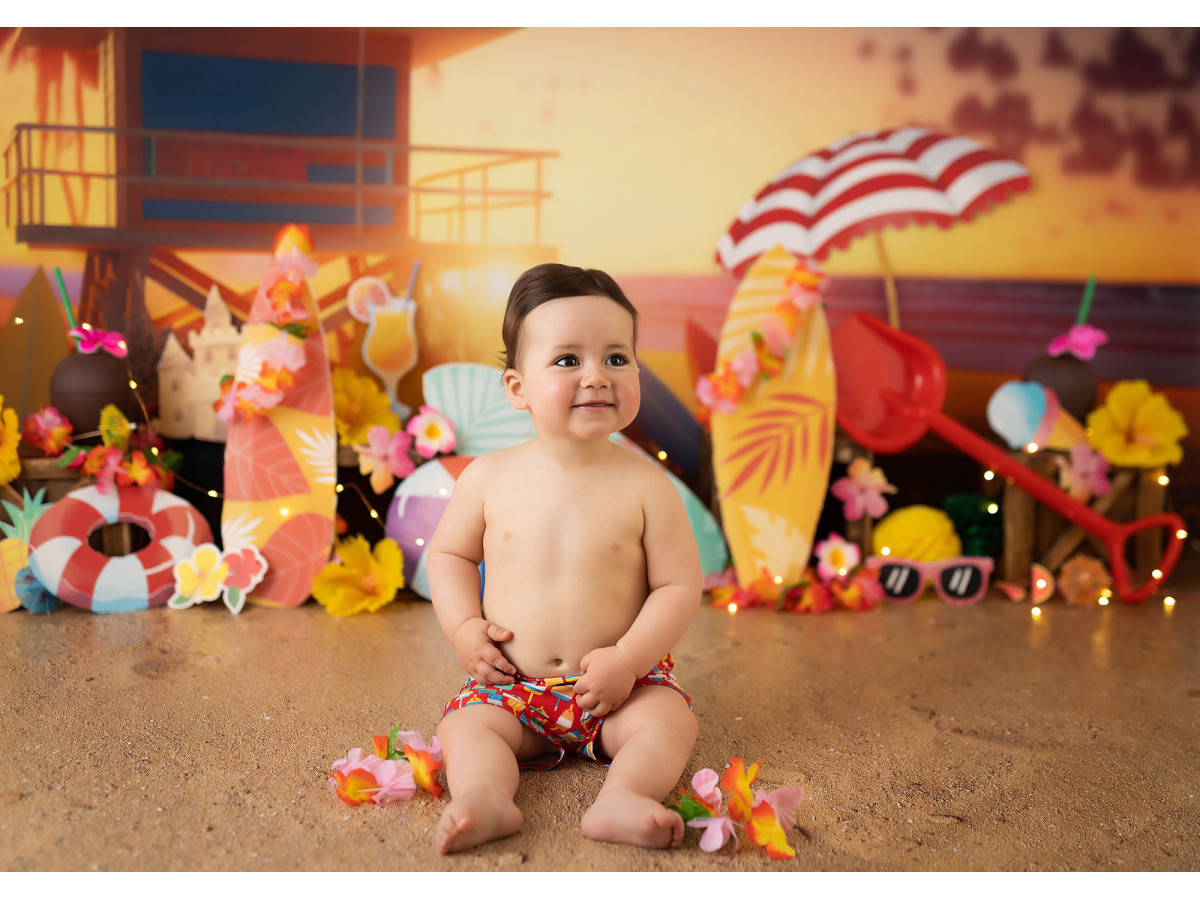 Baby & cake smash photo backdrop Oh My Beach – lifeguard tower on the beach at sunset | Colors&Drops