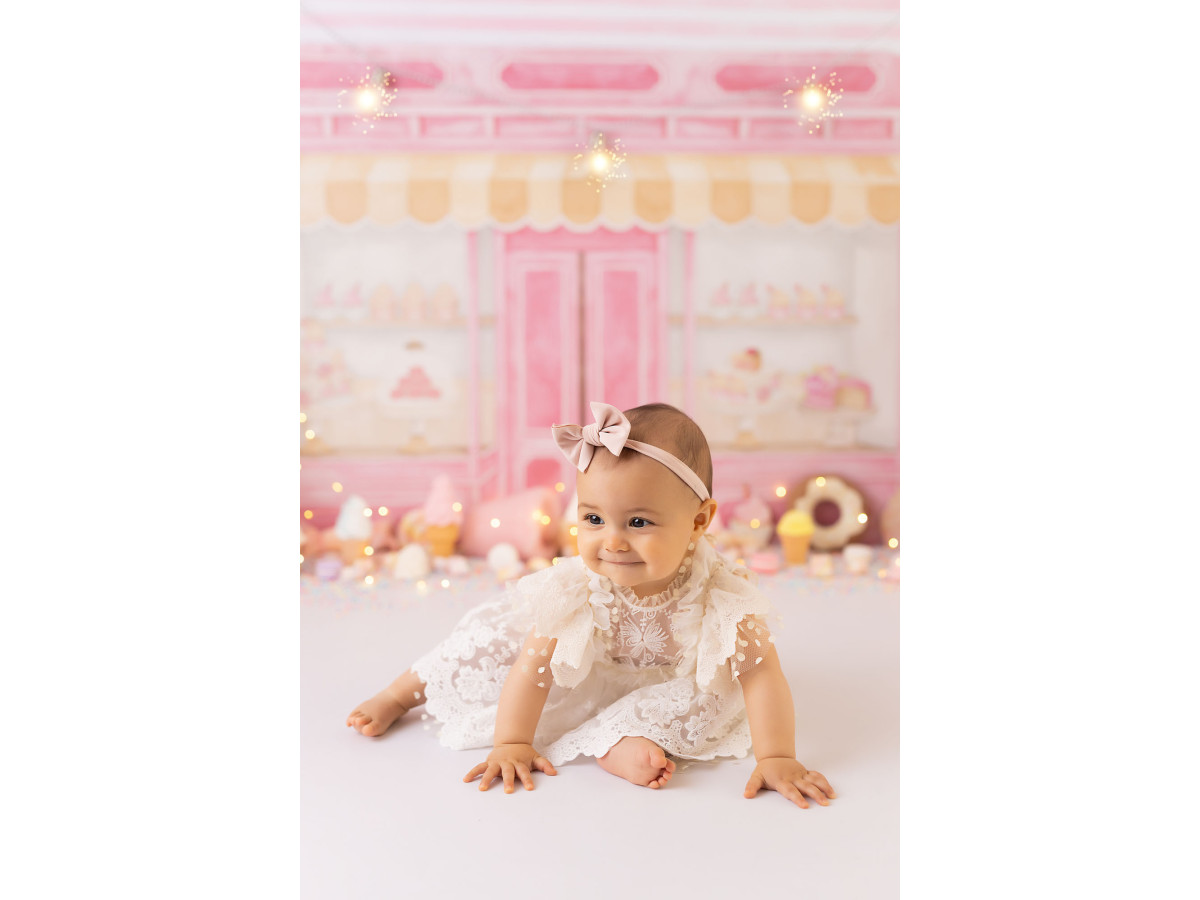 Fond photo bébé et smash cake Bonbonniere – boutique de bonbons rose avec pâtisseries et donuts | Colors&Drops