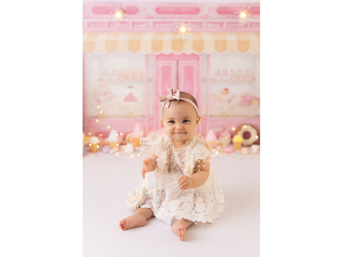 Fond photo bébé et smash cake Bonbonniere – boutique de bonbons rose avec pâtisseries et donuts | Colors&Drops