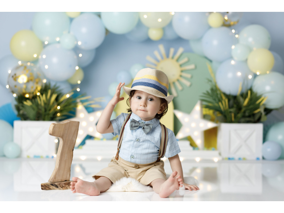 Baby & cake smash photo backdrop Good Day – blue and yellow balloon arch with sun | Colors&Drops