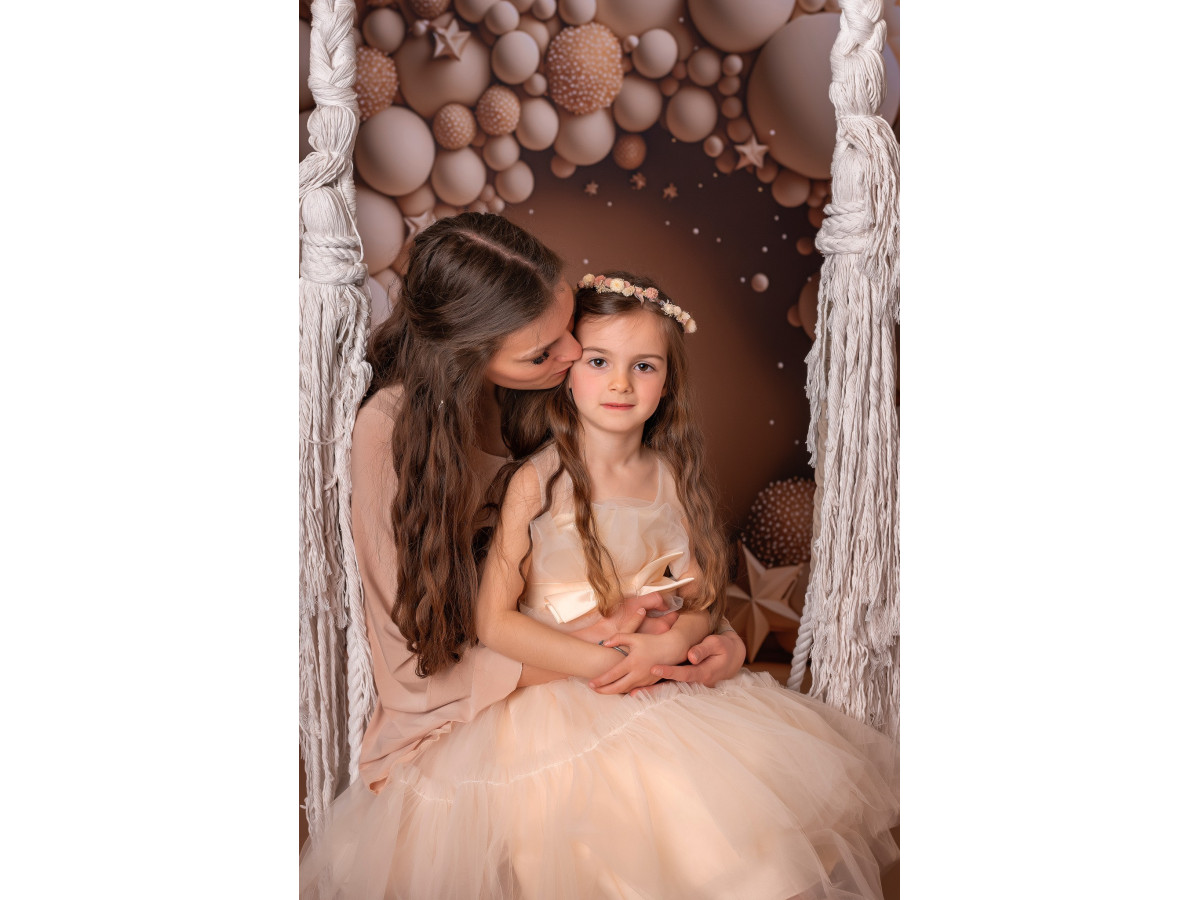 Fondo fotográfico de bebé y smash cake Golden Balls – arco de globos y estrellas de mar dorados | Colors&Drops