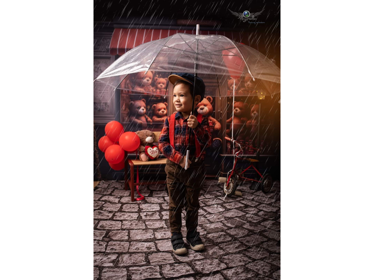 Valentine's Day photo backdrop Nounourserie – teddy bear shop with striped awning and hearts | Colors&Drops