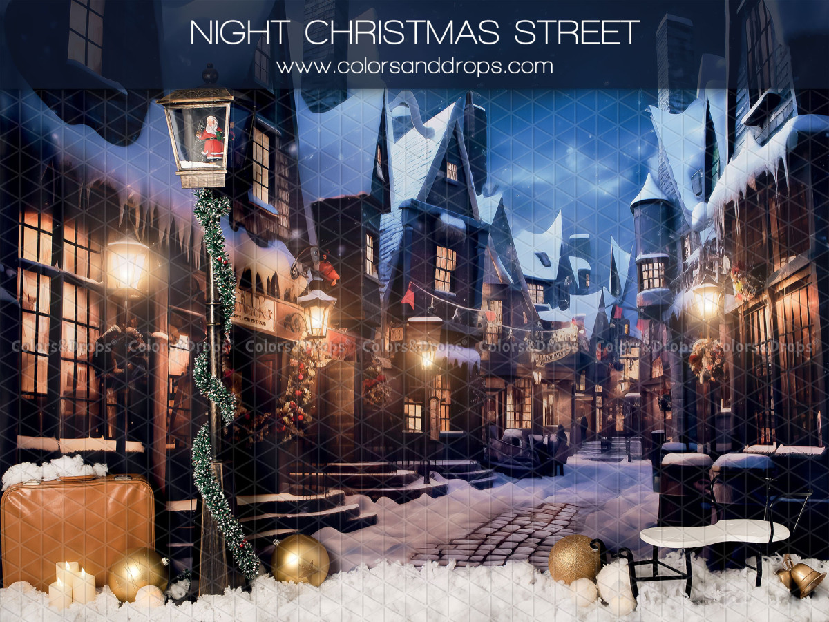 Fond photo Night Christmas Street – rue de village enneigée la nuit avec réverbère | Colors&Drops
