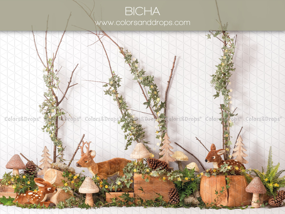 Baby & cake smash photo backdrop Bicha – woodland set with deer, branches and mushrooms | Colors&Drops