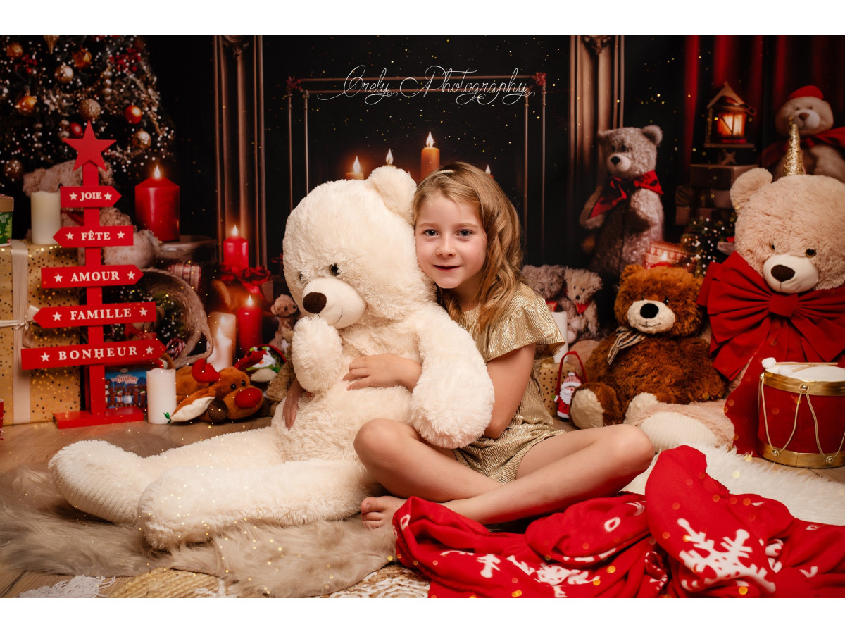 Photo backdrop Christmas Teddy Fire Place – Christmas fireplace with teddy bears, candles and red curtains | Colors&Drops