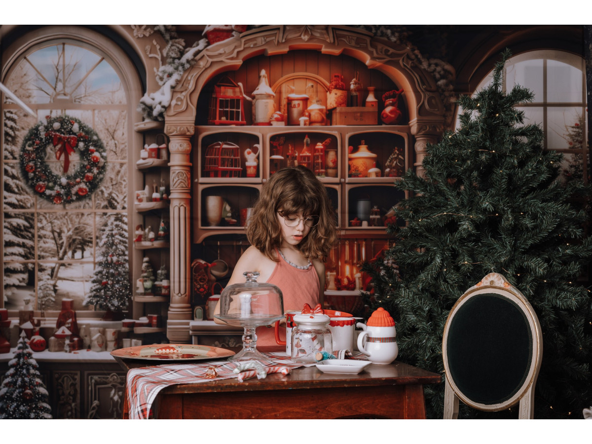 Christmas photo backdrop Kuista – wooden Christmas kitchen with hutch and arched windows | Colors&Drops