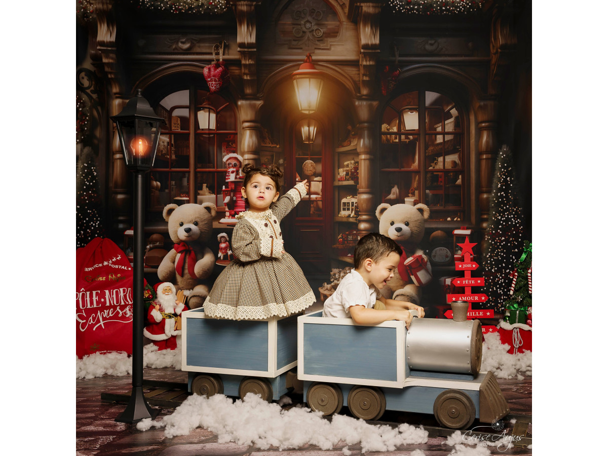 Christmas corner photo backdrop Nounours Store + Cailloux des Neiges – Christmas teddy bear shop room set with | Colors&Drops