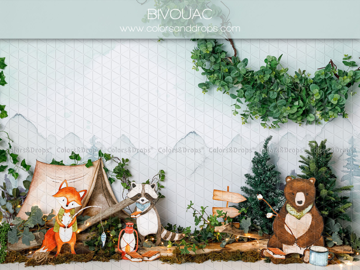 Fondo fotográfico de bebé y smash cake Bivouac – vivac en el bosque con tienda, zorro y oso de peluche | Colors&Drops