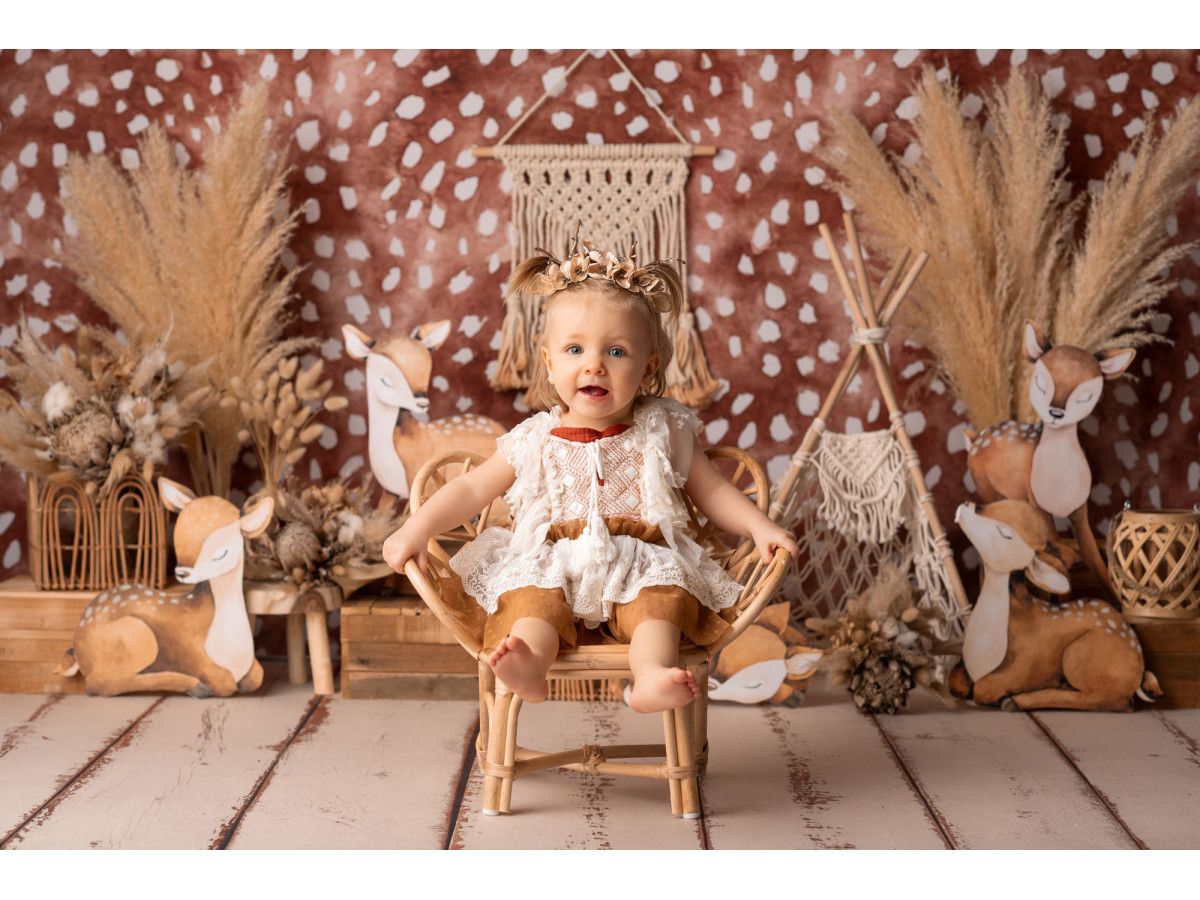 Fondo fotográfico de bebé y smash cake Boho Bicha – decorado bohemio con zorros, pampa y macramé | Colors&Drops