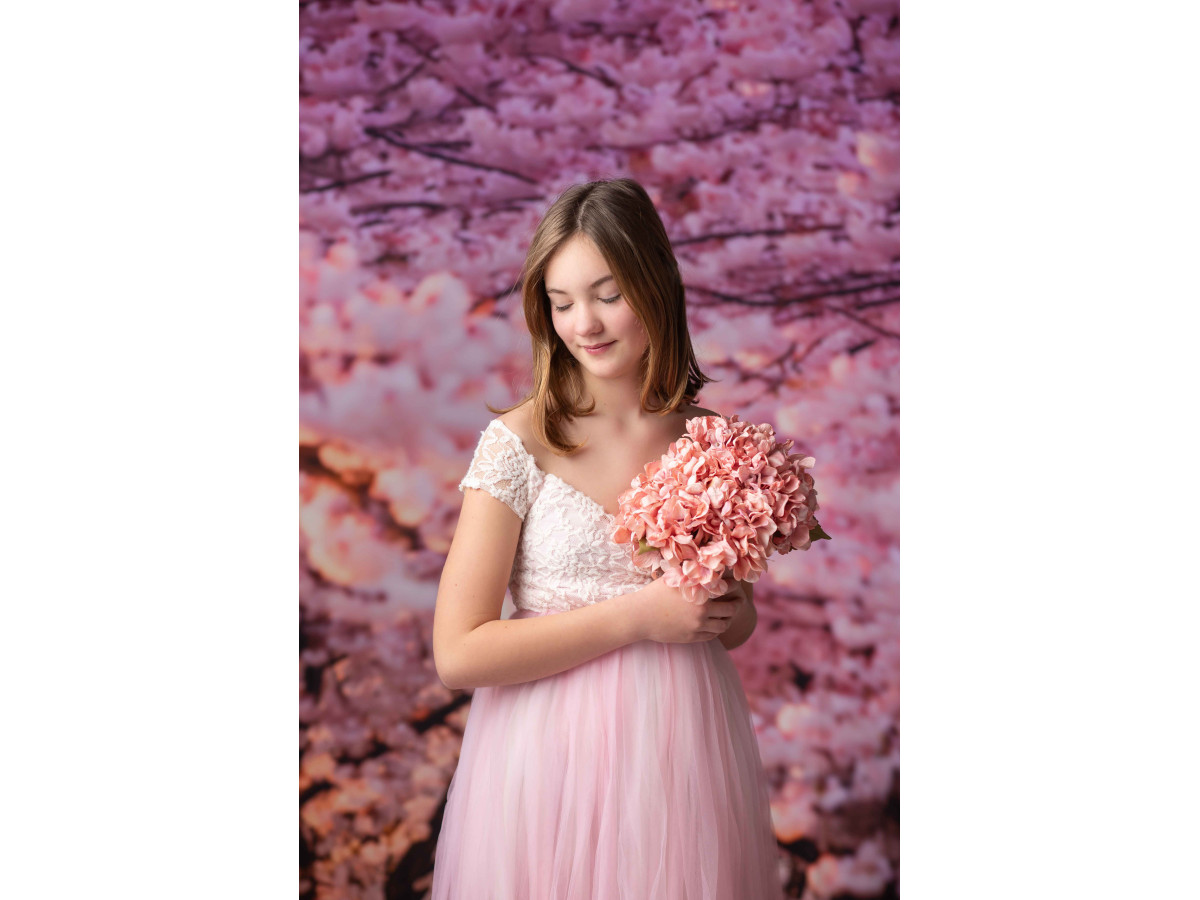 Infinity photo backdrop with floor Cerisiers Rose – dirt path under pink cherry trees | Colors&Drops