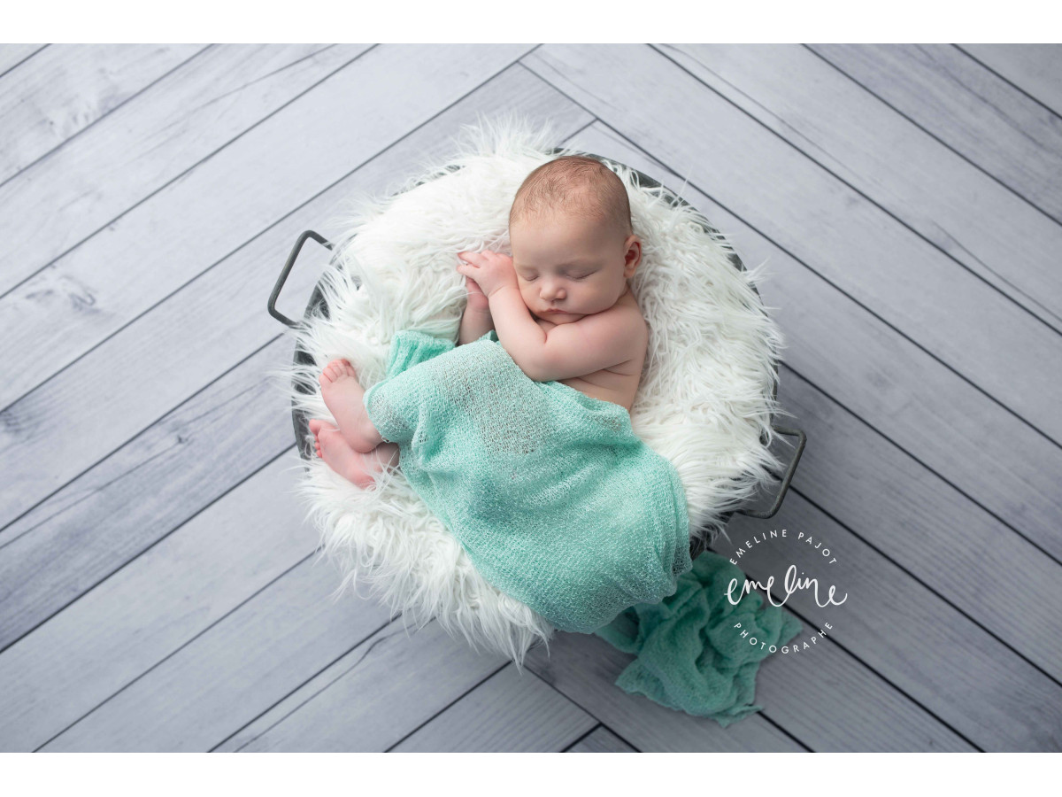 Sol photo Gamby – parquet chevron bois gris clair | Colors&Drops